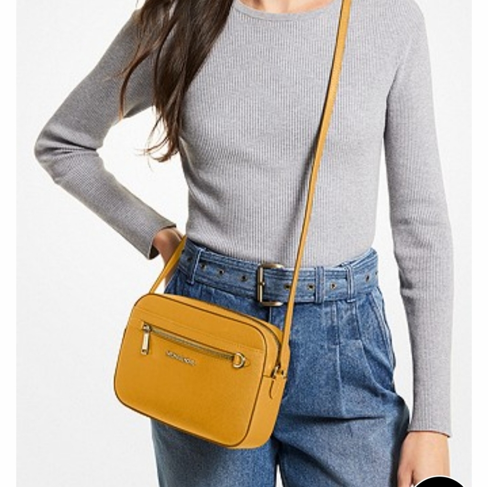 Michael Kors Jet Set Large Leather Crossbody - Picture 2 of 5